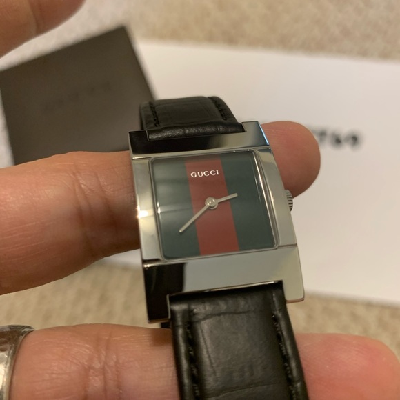 [AUTH] LADIES GUCCI WATCH 7700L *IMMACULATE COND* - Picture 1 of 8